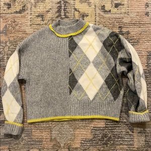 Cropped sweater 💚